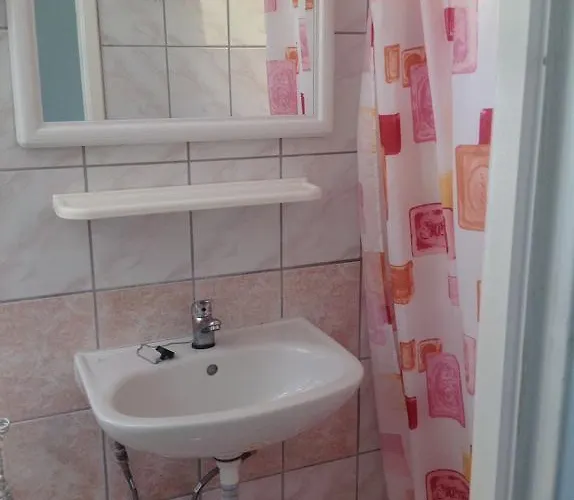 Miltos Paleokastrítsa