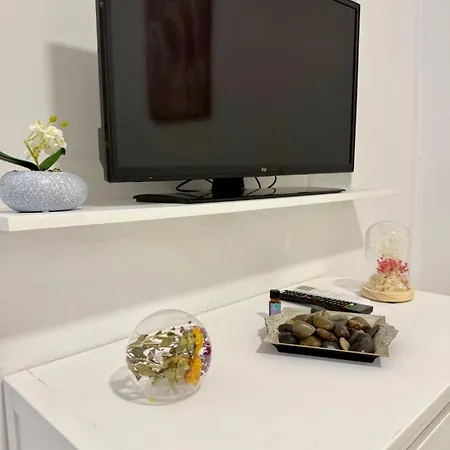 Miltos * باليوكاستريتسا