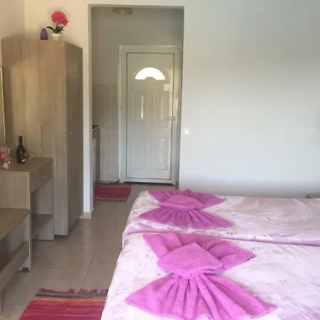 Miltos Apartament *