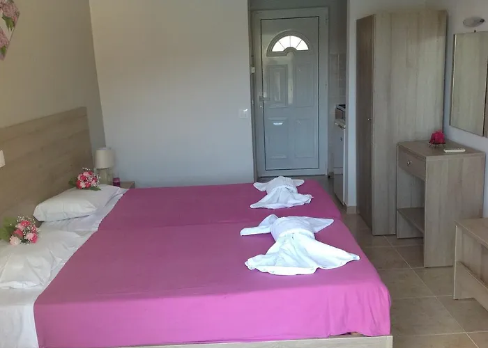 Miltos * Paleokasztríca